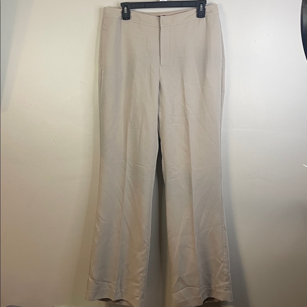 Eddie Bauer Mercer Fit Tan Trousers Size 10 EUC